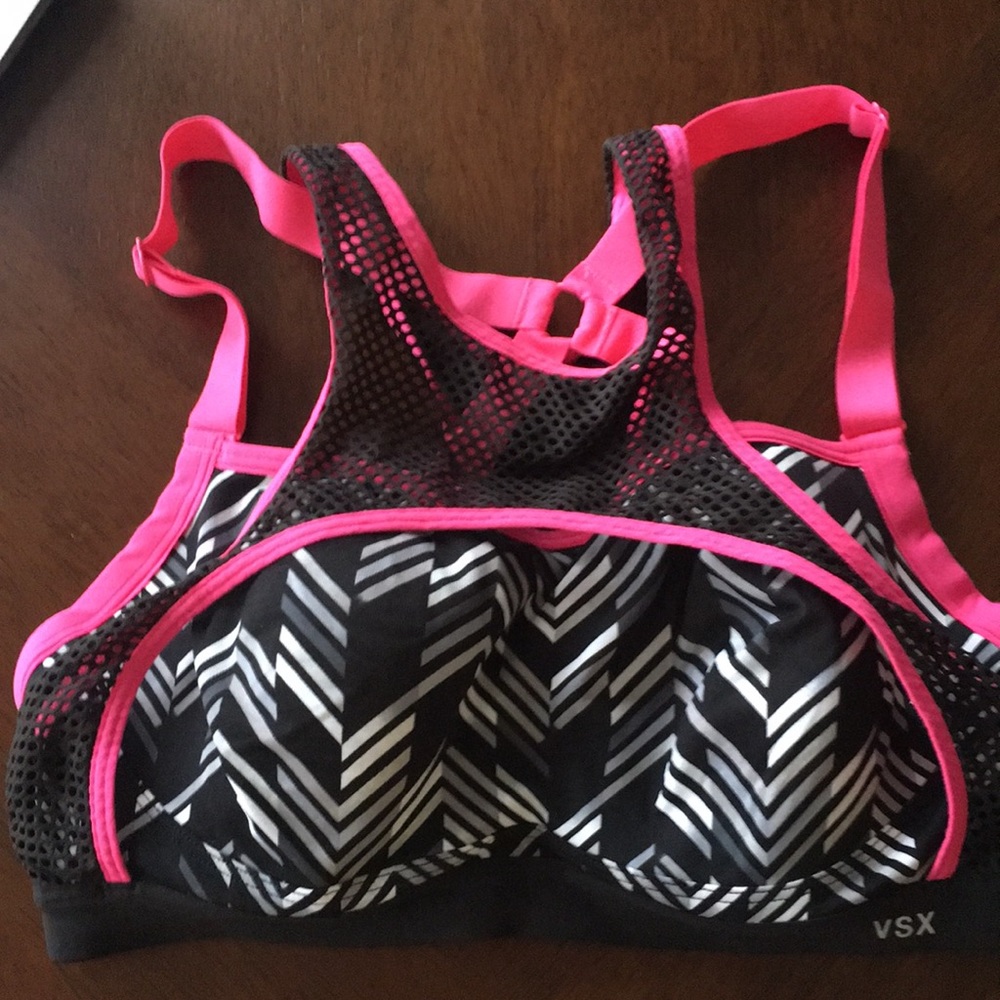 VS sports bra